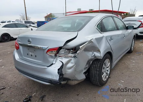 2016 Nissan Altima 2.5/2.5 S/2.5 Sl/2.5 Sr/2.5 Sv z USA, uszkodzony, nr VIN 1N4AL3AP3GN348287